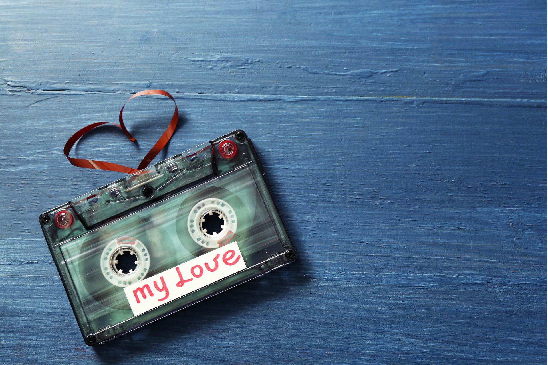 Kasety magnetofonowe – powrót legendy w Winyl-Books 🎶